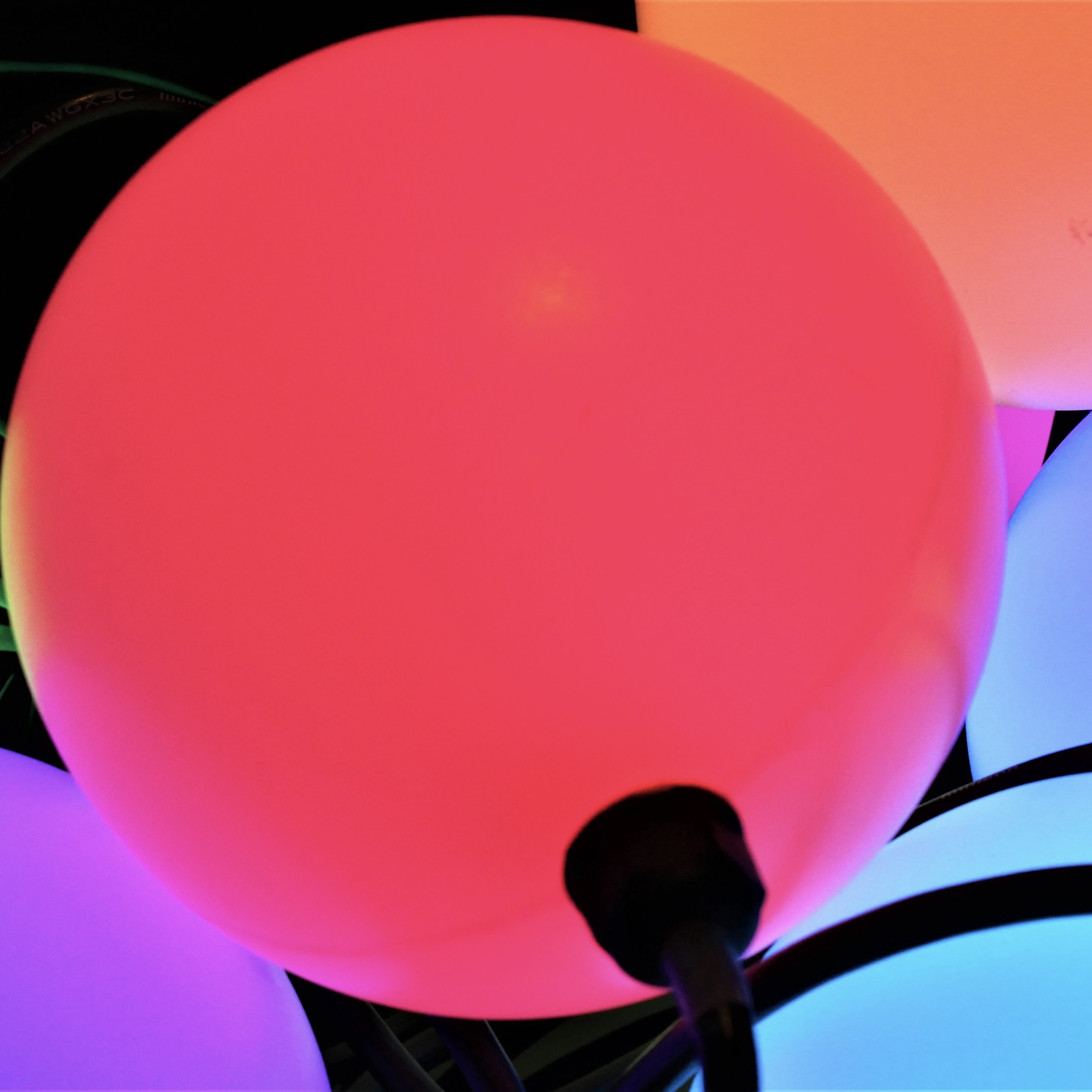 RGB G100 Triklit 조명